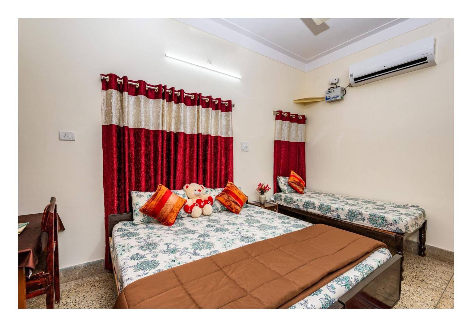Jaiswal Homestay Jabalpur Zewnętrze zdjęcie
